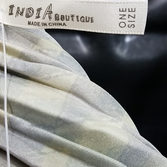 Halter Dress - Picture 6 of 7